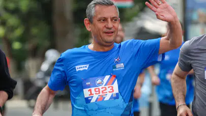 CHP lideri Özgür Özel, İstanbul Maratonu'nda çocuklar için 'iyilik' koşacak