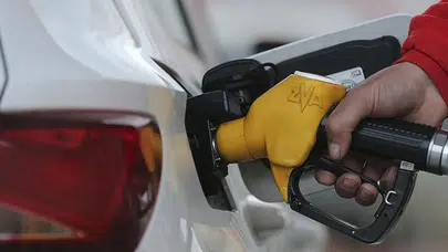 Motorine zam! İstanbul, Ankara, İzmir'de güncel fiyatlar açıklandı