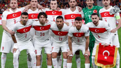 A Milli Takım, İspanya ile 2-2 berabere kalarak Avrupa Elemeleri'nde grubu 2. tamamladı