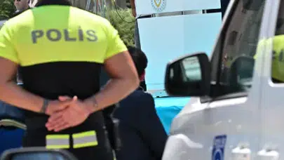 İzmir'de kanlı yol verme kavgası