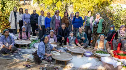 İzmir'de Kooperatifçilik Günü kutlamaları, traktör kortejiyle taçlanacak!