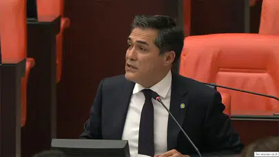 İYİ Parti'den Esenyurt yorumu:Normalleşme süreci ile başlayan, gölge bakanlarını görevdeki resmi bakanlara yollayanlara sormak gerekir