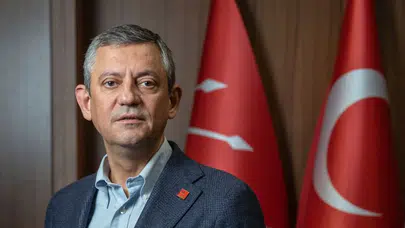 CHP lideri Özgür Özel, yeni yıl mesajında umut ve mücadele vurgusu yaptı