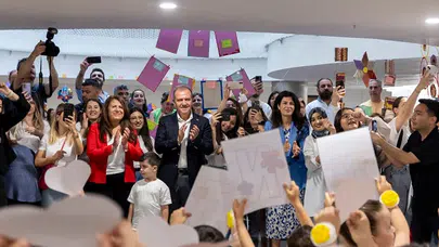 Mersin Büyükşehir’den Çocukların Eserleriyle “Tükenmeyen Sevgiler” Sergisi