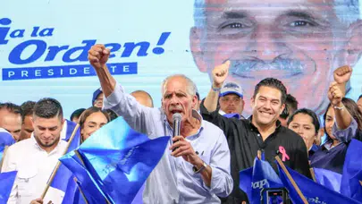 Honduras'taki tartışmalı seçimi Trump'ın desteklediği Nasry Asfura kazandı
