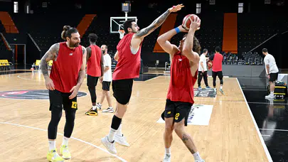 MSK’DA HEDEF PLAY-OFF'TA BAŞARI: CARETTALAR, ANADOLU EFES’E HAZIRLANIYOR