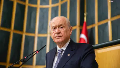 İstanbul’un Fethinin 572’inci yılı... MHP Genel Başanı Bahçeli: "Emin ve ehil ellerden mahrum kalan İstanbul, fetih emanetine sarılarak zorlu etapları aşacak"