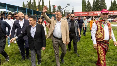 Antalya Manavgat Yağlı Güreşleri Devam Ediyor