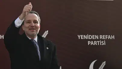 Yeniden Refah’tan Özgür Özel övgüsü:Açıklamalarıyla tam bir devlet adamı, çok güzel bir başarı yakaladı