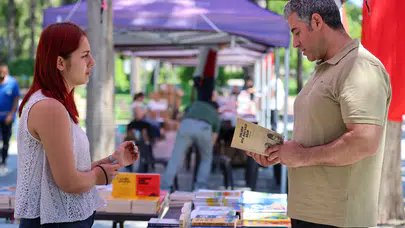 İzmir Buca'da kitap günlerine yoğun ilgi
