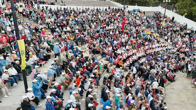 İzmir Buca'da Amfi Tiyatro Açıldı