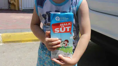 Sosyal Belediyecilik Antalya'dan yükseliyor: Halk Süt Projesi’yle on binlerce miniğe temel destek