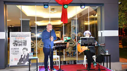 Nazım Hikmet’in dizeleri İzmir Çiğli’de yankılandı