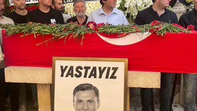 Son yolculuğuna uğurlanan Ferdi Zeyrek için cenaze namazı kılındı