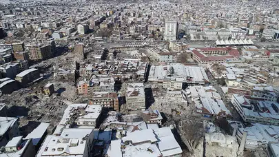 Depremde 14 kişi vefat etmişti! Şadoğlu Apartmanı davasında bilirkişi raporu bekleniyor
