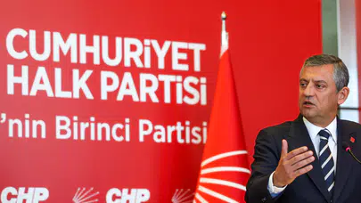 CHP, son anketle yüzde 40,4 ile birinci parti oldu; AK Parti yüzde 34,6'da kaldı
