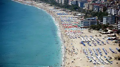 Kültür ve Turizm Bakanlığı açıkladı: Nisan ayında yabancı turist rekoru kırıldı