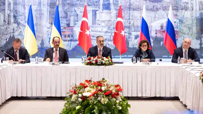 Rusya-Ukrayna görüşmelerinin ikinci turu, Hakan Fidan Başkanlığında başladı
