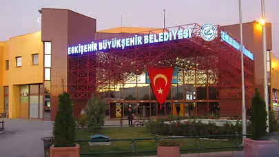 Utku Çakırözer: 4 kişilik ailenin bayram bileti ücreti emekli maaşını geçti