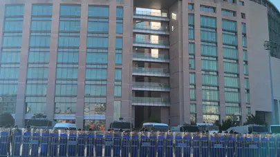 10 sosyal medya fenomenine gözaltı kararı