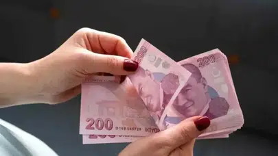 AK Parti Açıkladı: En düşük emekli maaşında düzenleme yapılacak