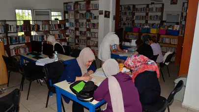 Bodrum'da Okuma Yazma Seferberliği: 50 Kadın Eğitim Alıyor