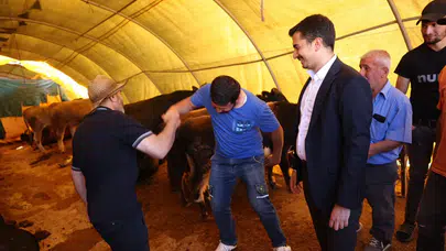 Çankaya Belediye Başkanı Güner kurban satış ve kesim alanını ziyaret etti