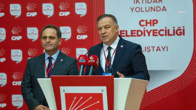 Gökhan Zeybek'ten AK Parti'ye sert tepki: Yüzleri hiç kızarmadan demokrasi ayıbını kutluyorlar