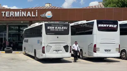 Van'da otogar esnafı, bayramda umduğunu bulamadı: "Millette para yok, tatil amaçlı giden çok az"