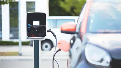 Elektrikli araç şarj altyapısı güçleniyor