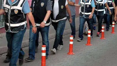 İki ilde FETÖ operasyonu: 11 kişi gözaltında