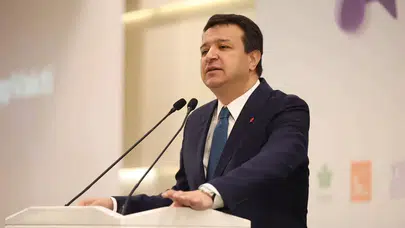 Saadet Partisi Genel Başkanı Mahmut Arıkan: Öğrenciler kuru ekmekle okula gidiyor