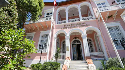 İzmir Buca’nın hafızası Pembe Köşk’te hayat buluyor