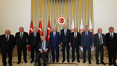 Kurtulmuş, Eski TBMM Başkanlarıyla 'Terörsüz Türkiye' İçin İstişarede Bulundu