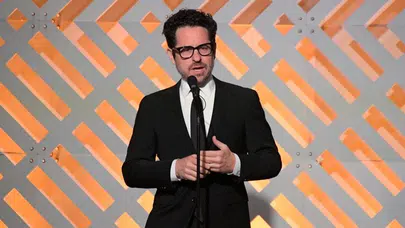 Star Wars'un yeni filminin yönetmeni J. J. Abrams