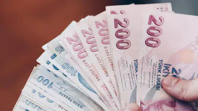 TÜRK-İŞ, yüzde 22 zam teklifini reddetti; eylem planı yolda!