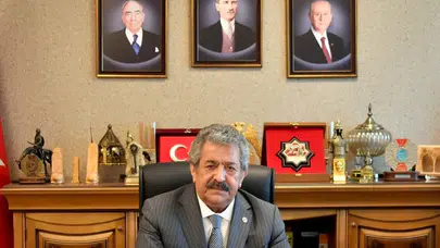MHP'li Feti Yıldız'dan Bahçeli'ye anlamlı mesaj: "Uzun ömürler diliyorum"