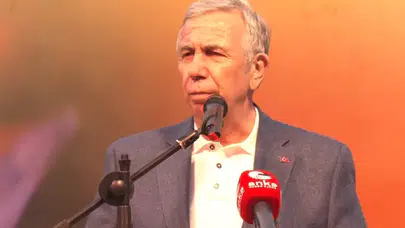 Mansur Yavaş: Dolandırıcılar serbest, belediye başkanları tutuklu!