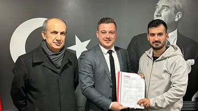 CHP'li Uykan, tehdit mesajlarıyla savcılığa başvurdu!