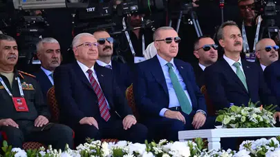 Cumhurbaşkanı Erdoğan, Savunma Fuarı'nda Türkiye'nin 180 ülkeye ihracatını ve Gazze'ye yardımı vurguladı