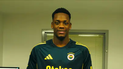 Jhon Duran Fırtınası! İlk Maçında 2 Gol, Fenerbahçe’de Yeni Golcü Doğdu mu?
