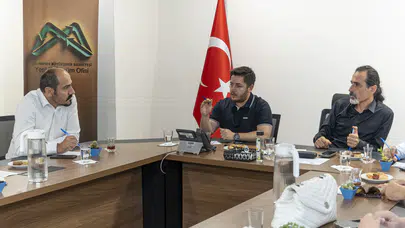 Mersin'de Yeşil Dönüşüm Toplantısı: Sürdürülebilir Gelecek İçin Ortak Vizyon Geliştirildi