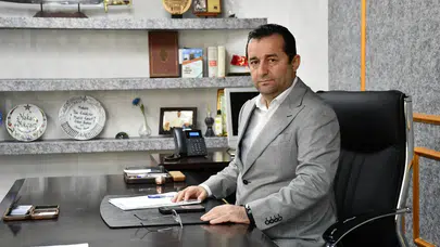 Kira Artışları Sorunu: Emlak Uzmanı Hakan Akçam'dan Çözüm Önerileri ve Değerlendirmeler