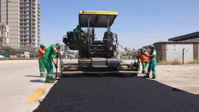 Çankaya'da asfalt çalışmaları hızlandı, yollar modern ve estetik hale getiriliyor