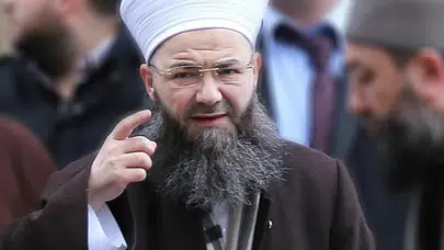 Cübbeli Ahmet: FETÖ kumpasında bana ilk sahip çıkan Abdüllatif Şener'di