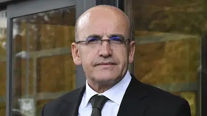 Enflasyon Düştü mü? İki Yılın Ardından Şimşek’in Ekonomi Programının Kâğıtta Kalan Vaatleri