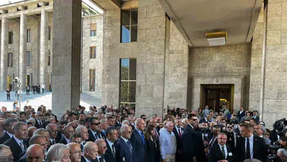 Altan Öymen'in cenazesi TBMM'de yapıldı, siyasi liderler son görevde buluştu