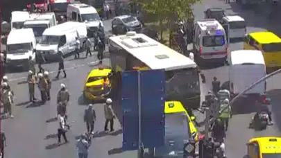 Beyoğlu’nda Özel Halk Otobüsü Kazası: 1’i Ağır 6 Yaralı