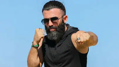 Turabi Çamkıran’dan Yıllar Sonra Acun Ilıcalı İtirafı: “O Gün Patronumun İsmini Yazdım, Her Şey Koptu”