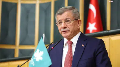 Ahmet Davutoğlu'ndan CHP'li belediyelere operasyona çifte standart tepkisi